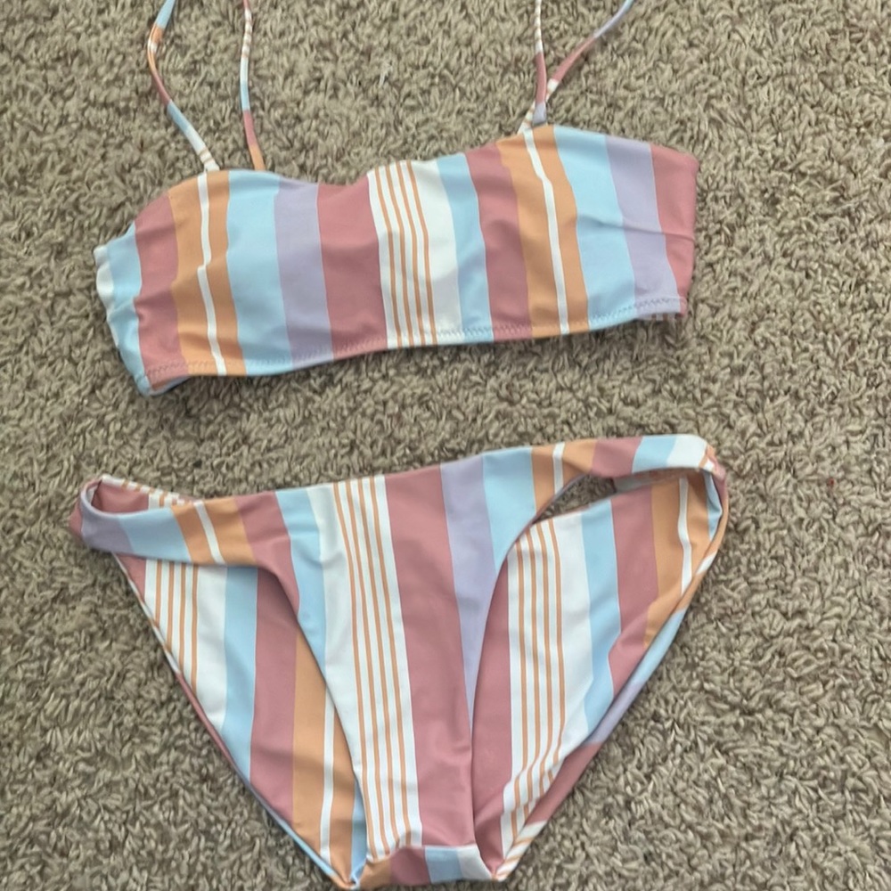 swimsuit set